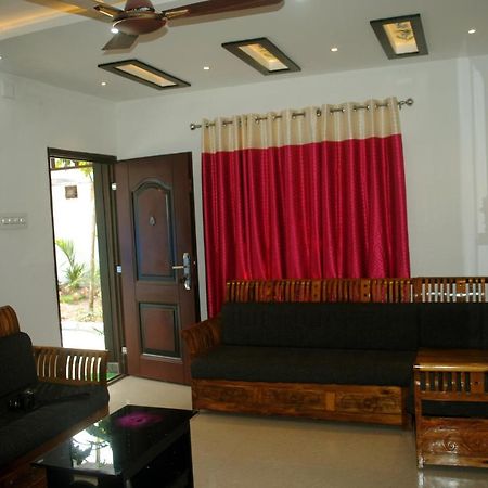 Nice Villa Irimbranallur 외부 사진