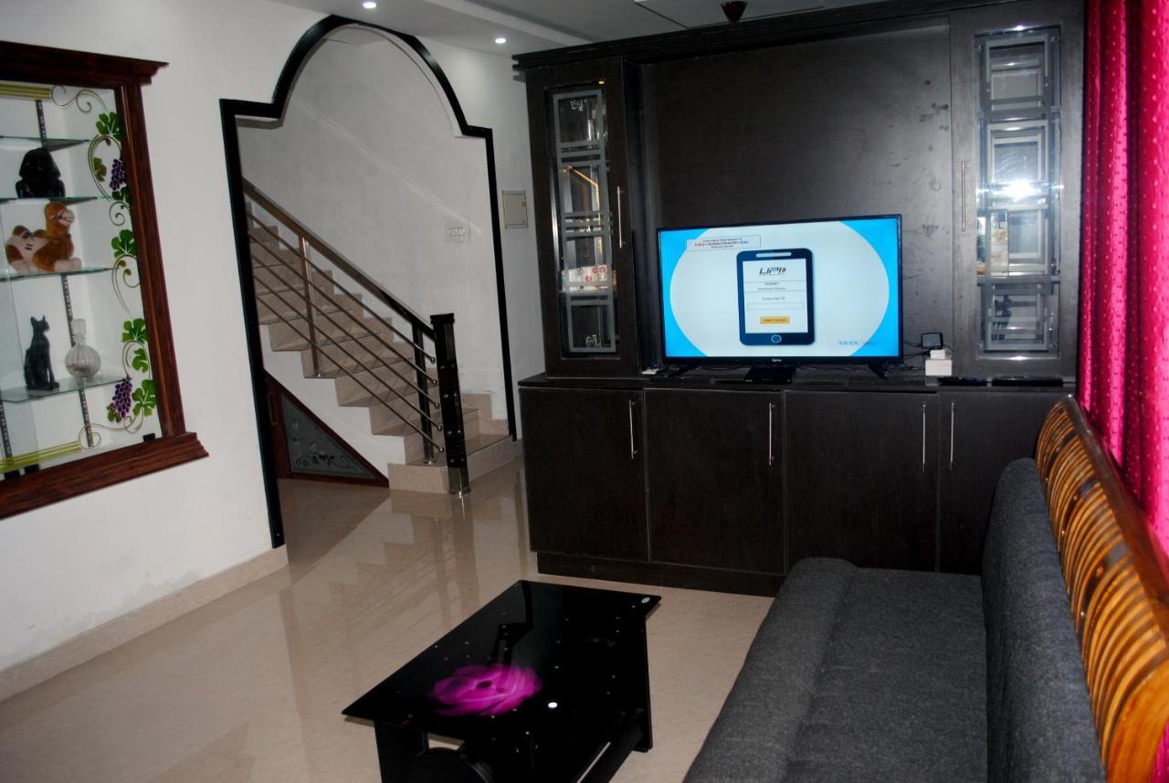 Nice Villa Irimbranallur 외부 사진